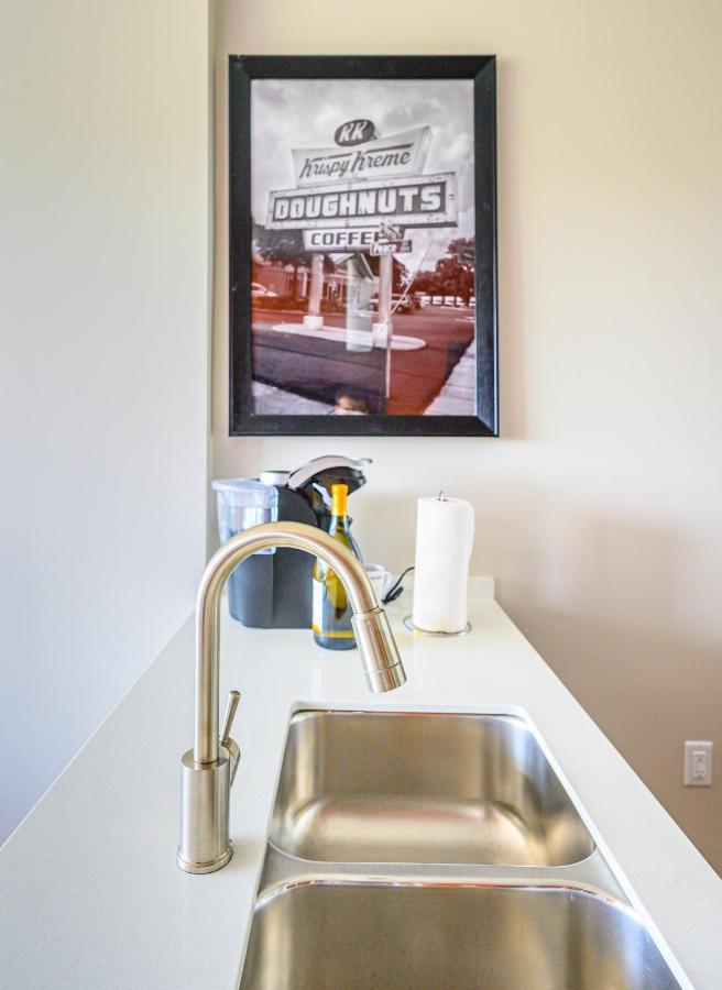 Appartement Revisn à Raleigh Extérieur photo